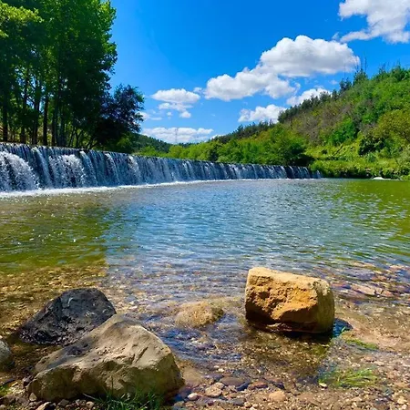 בית נופש Lmb Local פנקובה