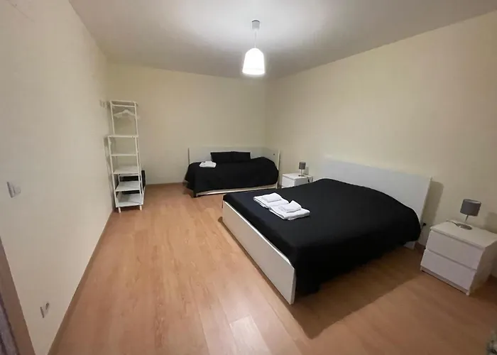 Lmb Local Casa de Férias *